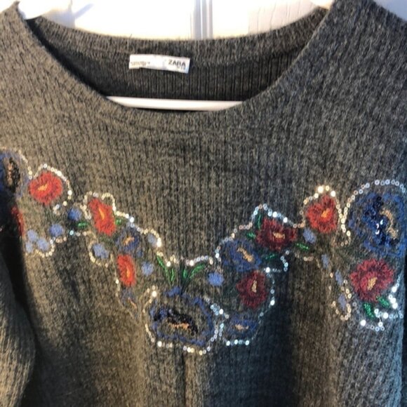 M Zara grey embroidered sequinned sweater - Picture 2 of 12